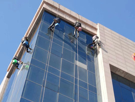 高空外墻清洗流程有哪些?需要注意的事項?