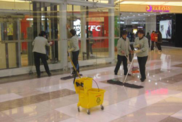 保潔托管公司告訴您商場清潔工應(yīng)當(dāng)具備哪些標(biāo)準(zhǔn)?