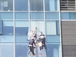 長期使用的幕墻玻璃更換:關(guān)注要點(diǎn)與注意事項(xiàng)