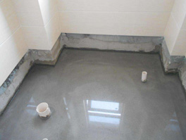 樓上衛生間漏水到樓下客廳墻面_在樓下如何做防水補漏施工處理？