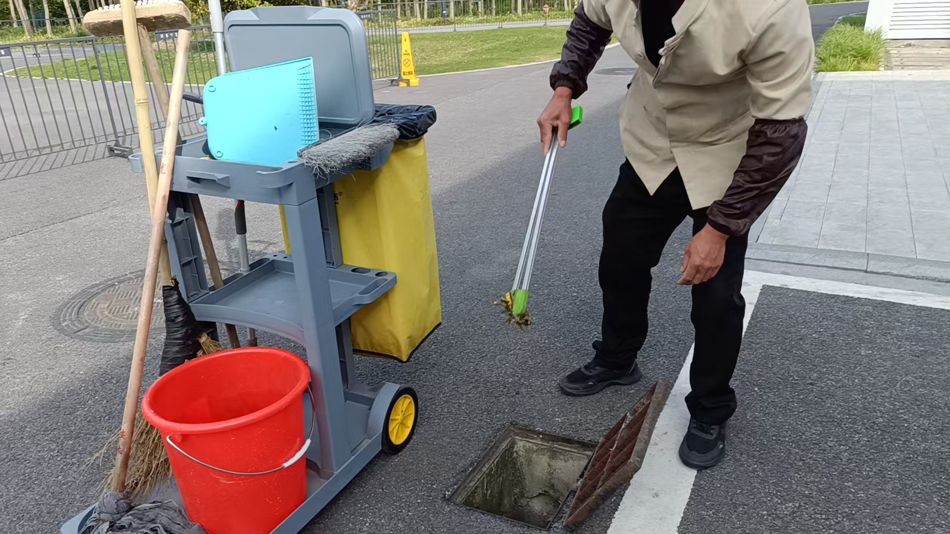 上海鷹?。嵐ぞ吖芾碇贫?></span><span id=