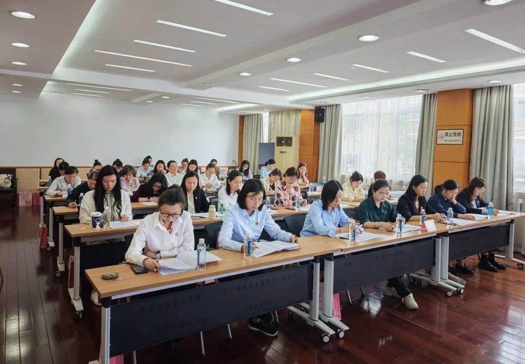 【婦聯(lián)工作】奉賢區(qū)物業(yè)管理行業(yè)婦女聯(lián)合會成立